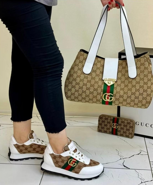 Sneakers & Purse - Gucci