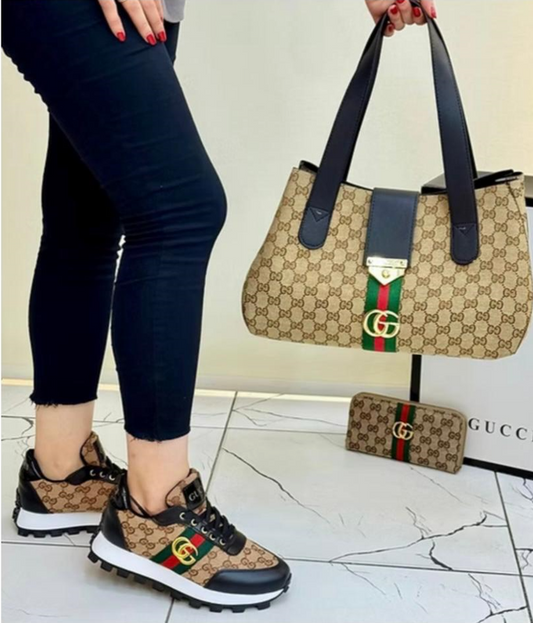 Sneakers & Purse - Gucci